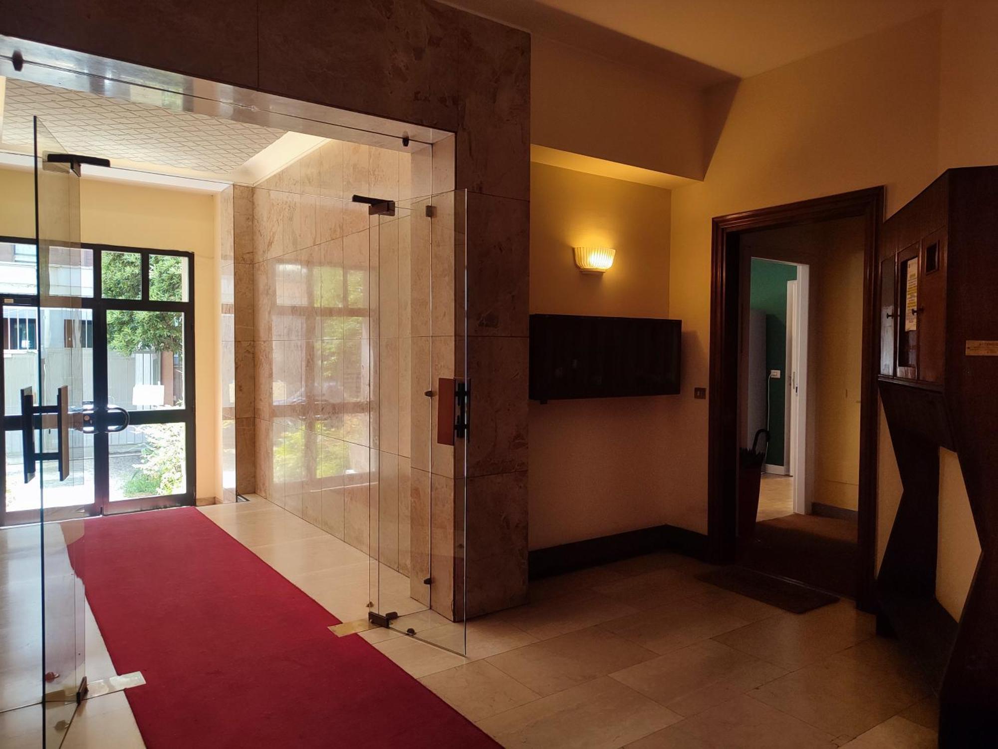 Apartament Giusti Flat - Next To Cimitero Monumentale Castello Sforzesco Mediolan Zewnętrze zdjęcie
